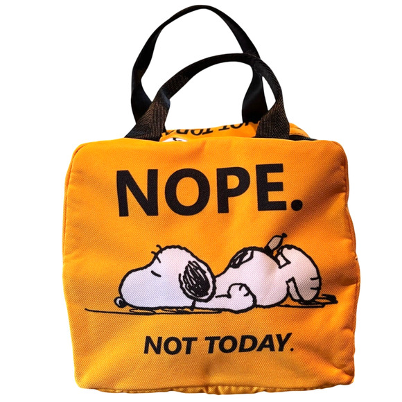 New - Peanuts, Snoopy Lunch Bag, Cooler, Thermal Insulated Tote - Picture 2 of 5